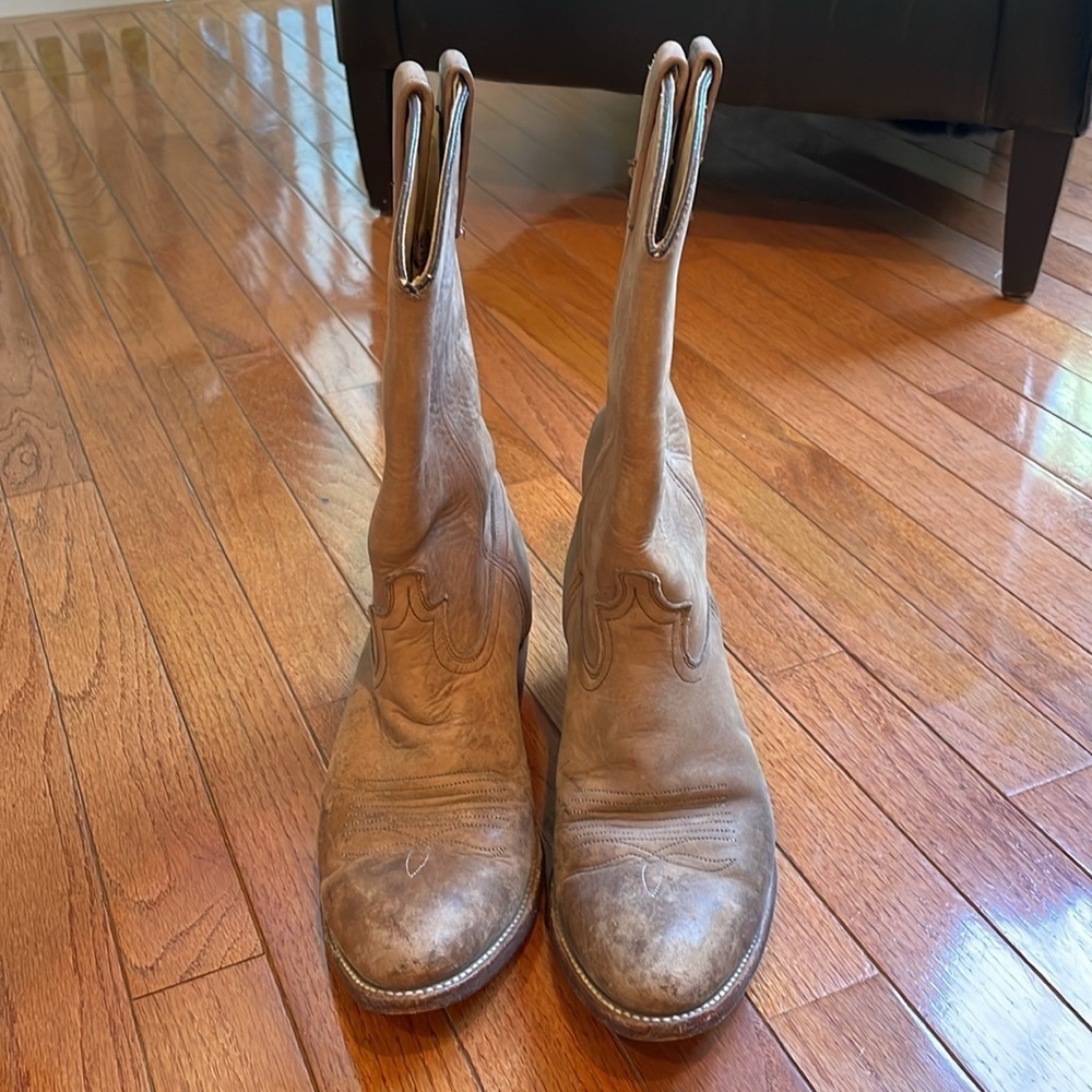 🪡 Dingo tan western boots